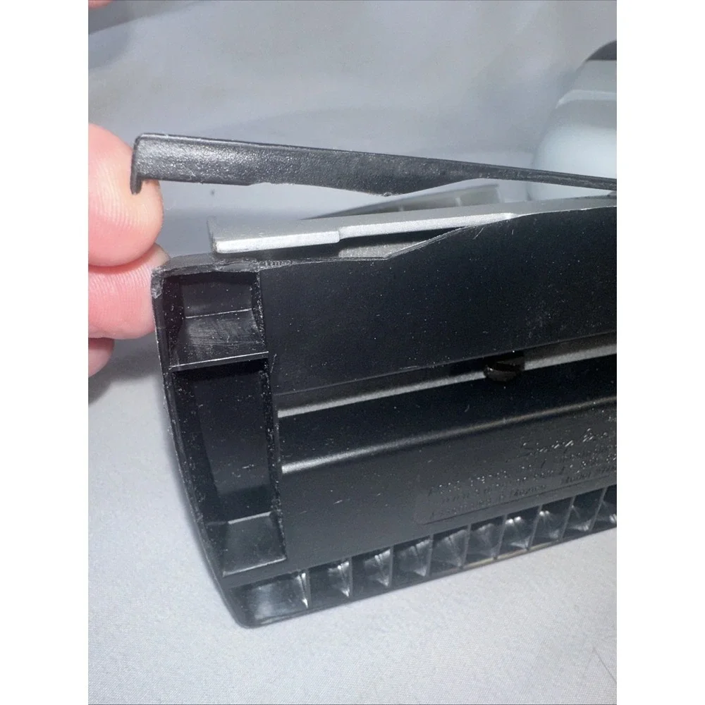 Swingline Hole Punch Model 74030/31/32 Heavy Duty Cuts through 20 Sheets